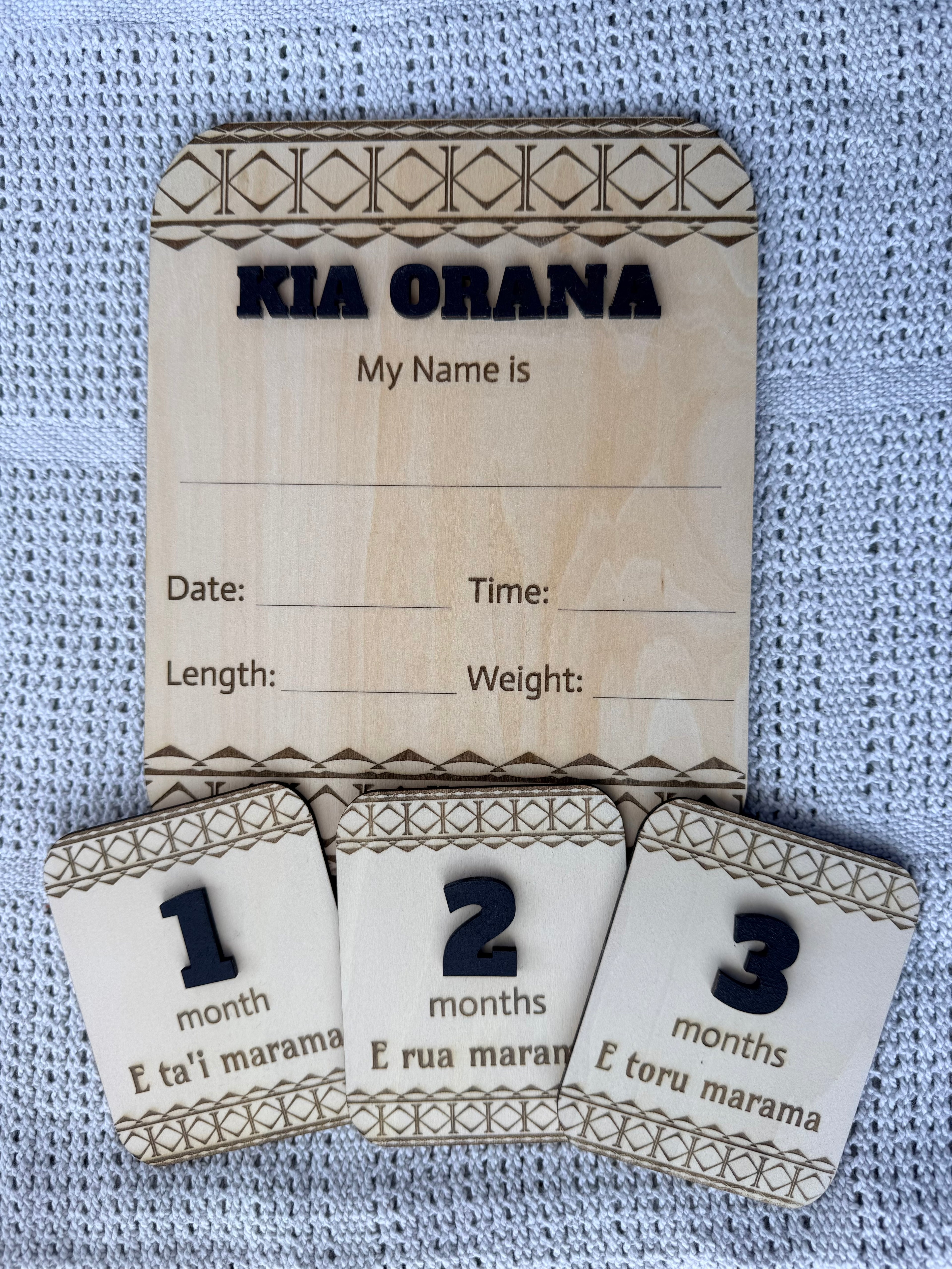 Cook Islands Monthly Milestone Discs + Birth Announcement